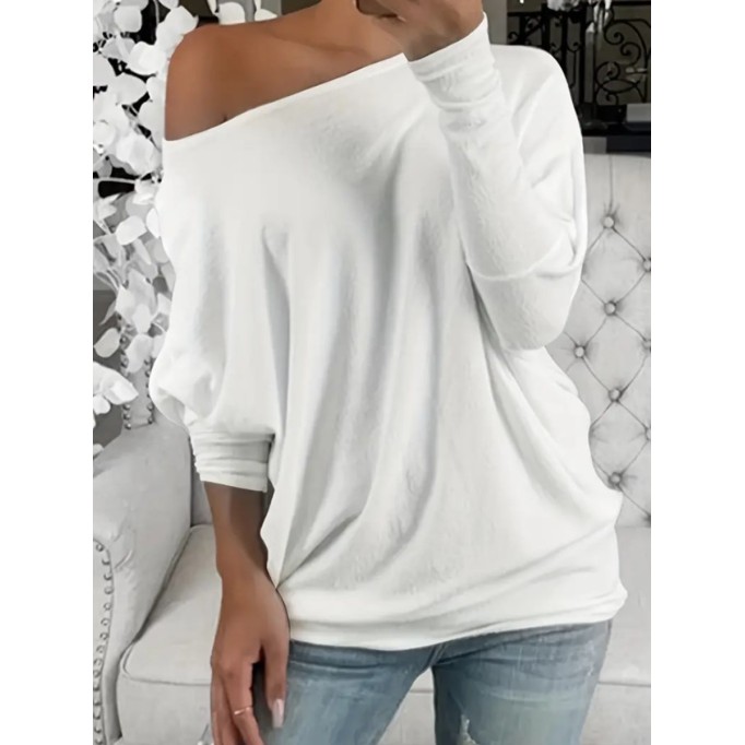 Baggy bat-sleeved slant shoulder T-shirt