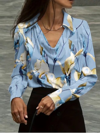 Blue elegant satin swingneck shirt