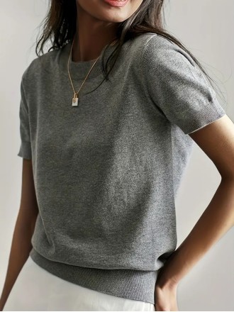 Crew neck pullover knitted top