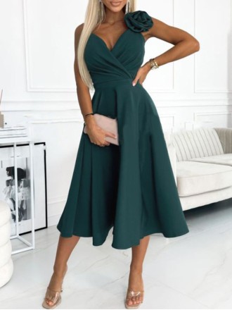 Dark green elegant dress with cross neckline and waist