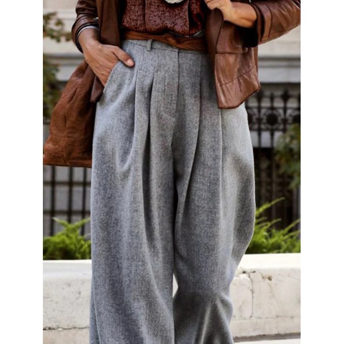 Elegant gray wide-leg pants