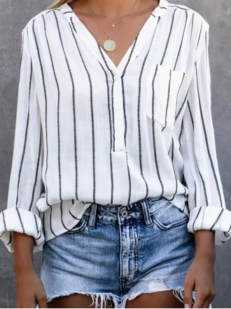 Elegant simple striped shirt