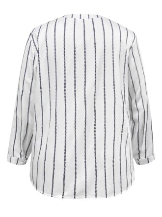 Elegant simple striped shirt