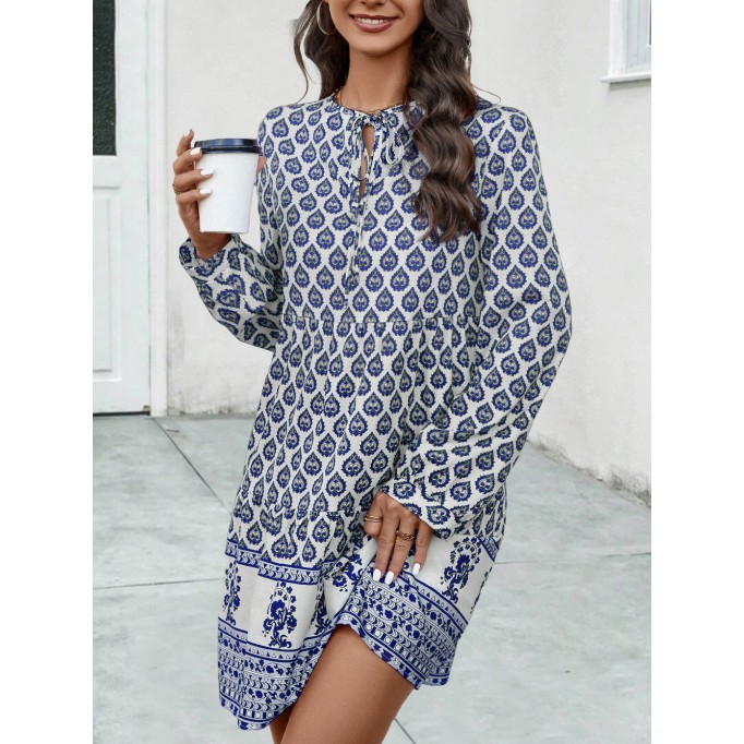 Long sleeve positioning print dress