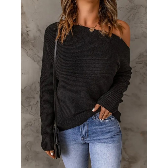 Sexy solid-color off-the-shoulder sweater