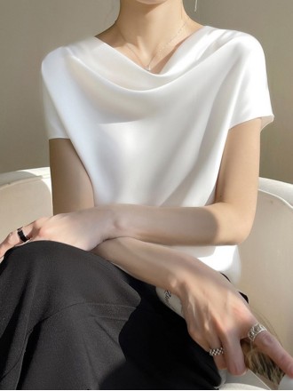 Simple and elegant satin shirt with swing neck