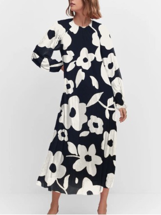 Simple round neck long sleeve flower dress for women