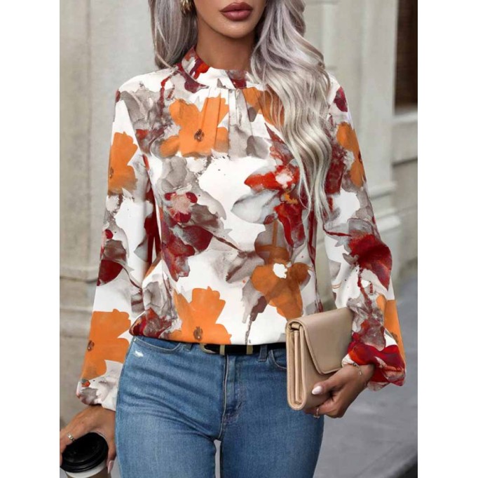 Stylish top with large painted flowers