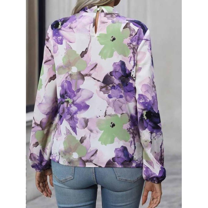 Stylish top with large painted flowers