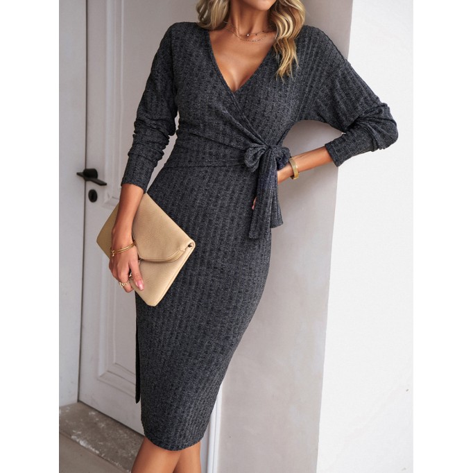 V-neck long-sleeved knitted strappy dress