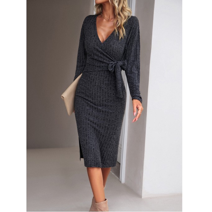 V-neck long-sleeved knitted strappy dress