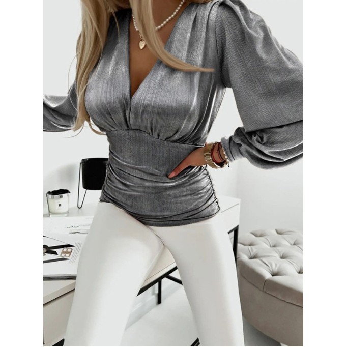 Women's casual long sleeved V-neck top