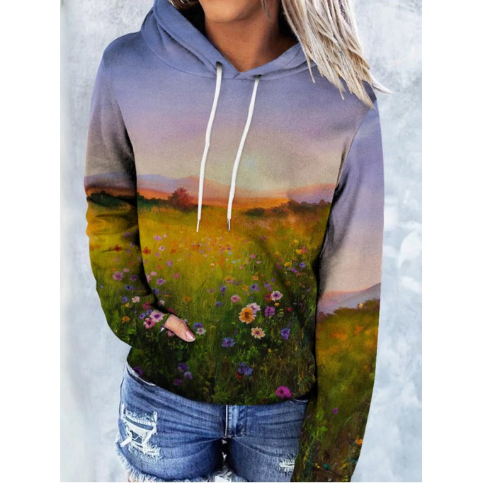 Women's loose pullover hooded fleece sweatshirt